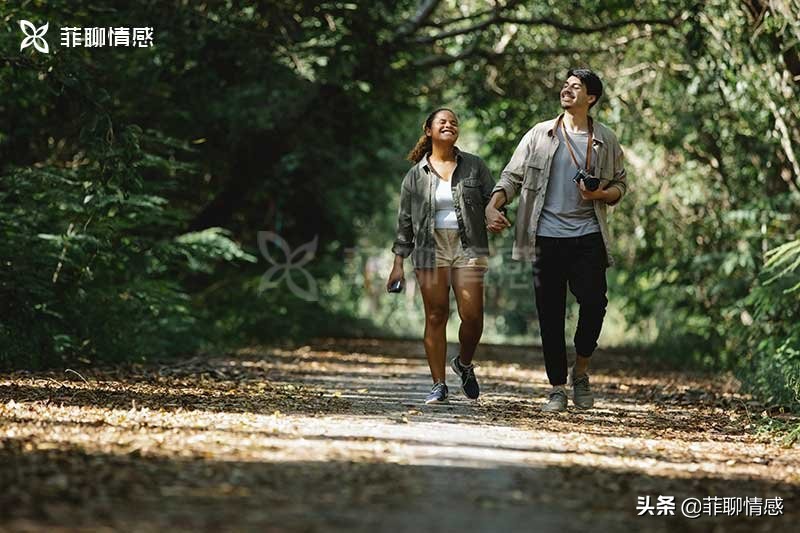 四个小技巧让男人主动追求你,如何吸引男人并让男人主动追求