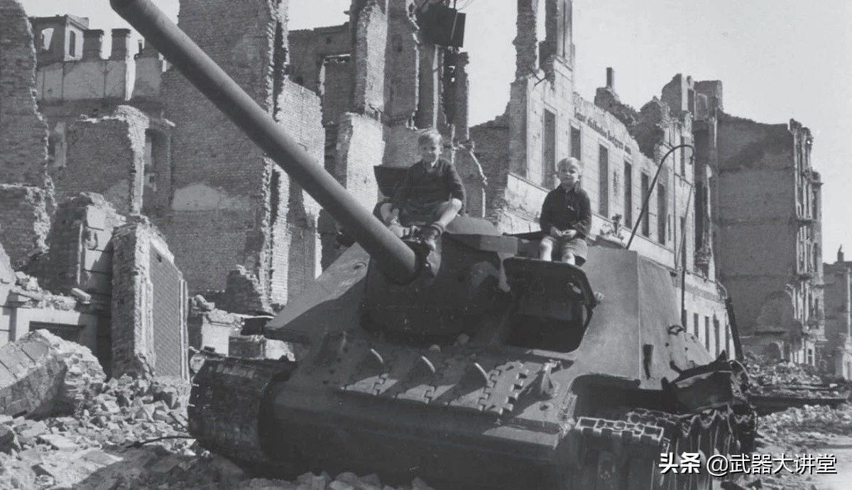 su100m1坦克歼击车打法,二战时期的e100坦克歼击车有多强