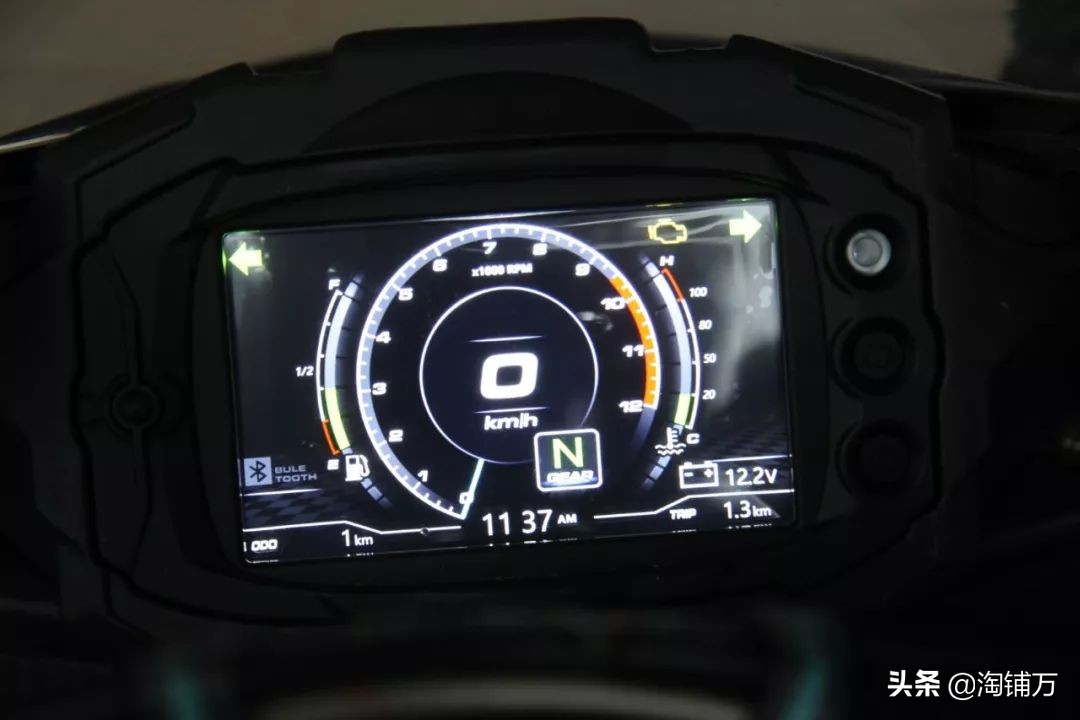 刀锋400跑车,刀锋400是地平线车吗