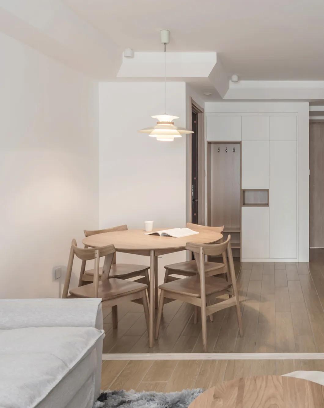 原木风让简约更有格调,现代简约和原木风混搭