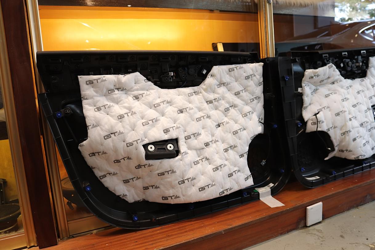 深圳汽车音响专业改装哪里好？看完别克君威音响改装你就知道了