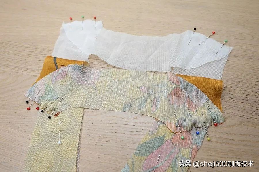 v领雪纺连衣裙领口大了怎么办,雪纺连衣裙领口大了怎么改小窍门