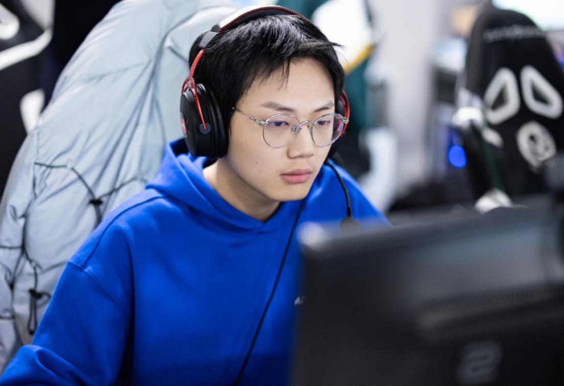 FPX“菠人赚”迎来大结局，PDD沉冤昭雪，RA小乐言引发众人同情