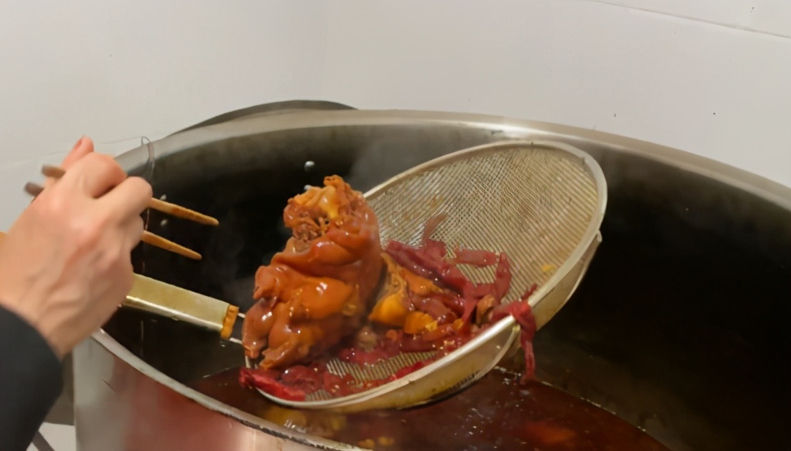 西安开了30年的肘子老店,西安开一家卤肉店需要多少钱