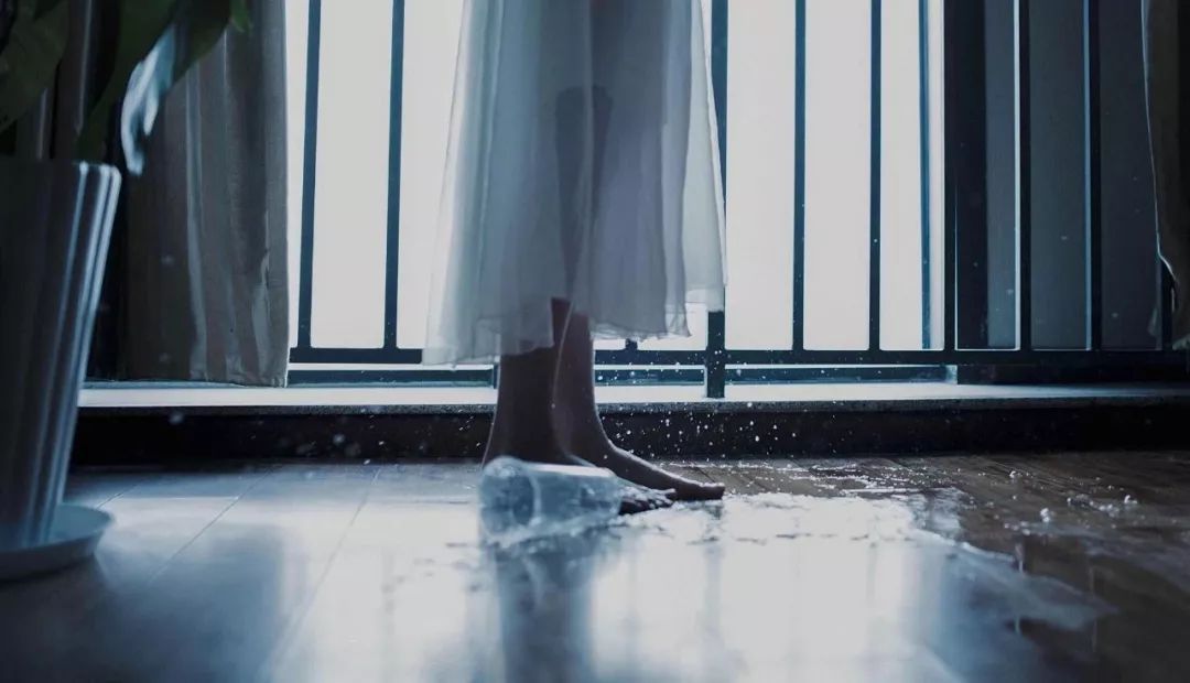 中年女人的崩溃就在一瞬间,中年女人的崩溃的瞬间