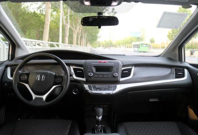 14年本田杰德1.8lcvt尊享版,杰德和卡罗拉哪个可以入手