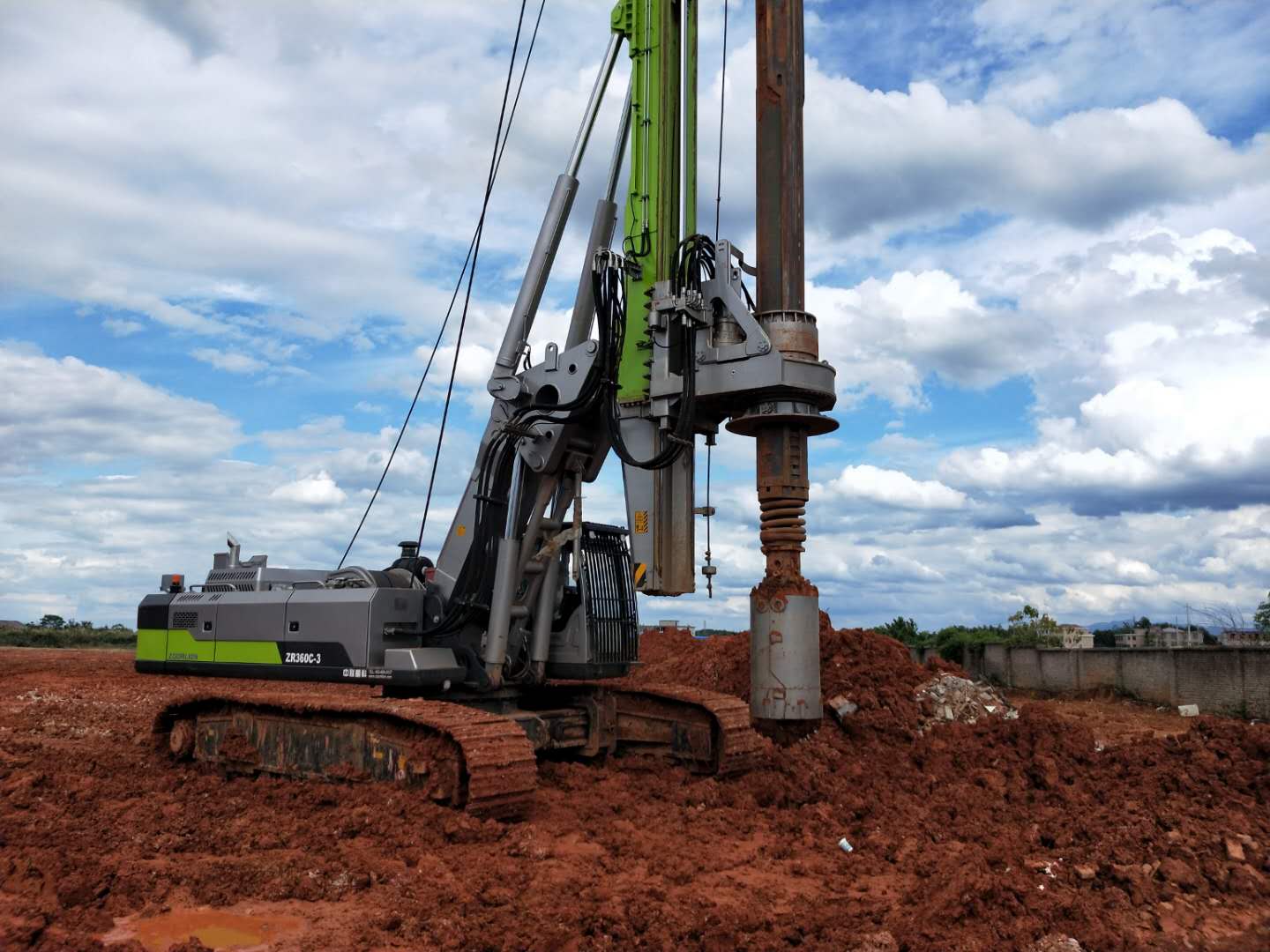 旋挖钻机行业的出路,玩挖机属于什么行业