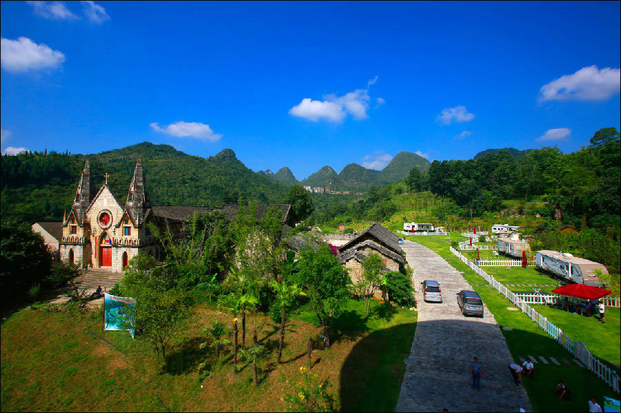 鬼斧神工黄果树瀑布,大自然的鬼斧神工黄果树瀑布