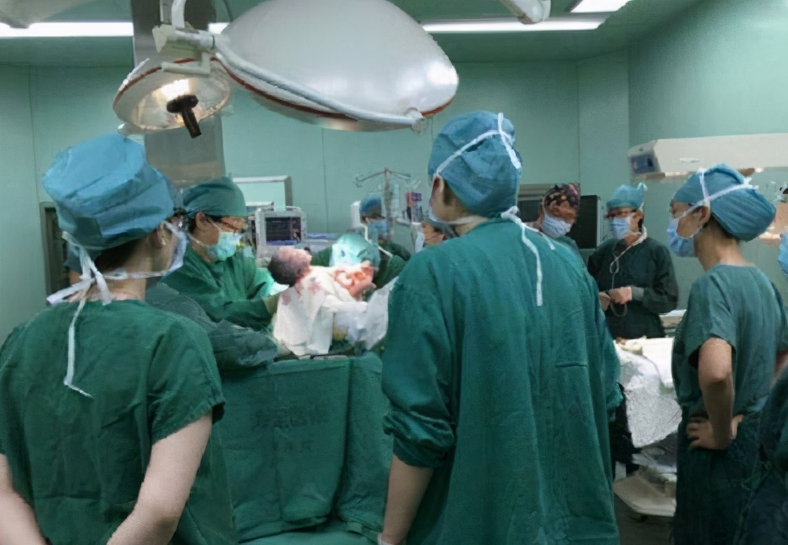 分娩时产房为什么那么冷,为什么很多产妇说产房冷