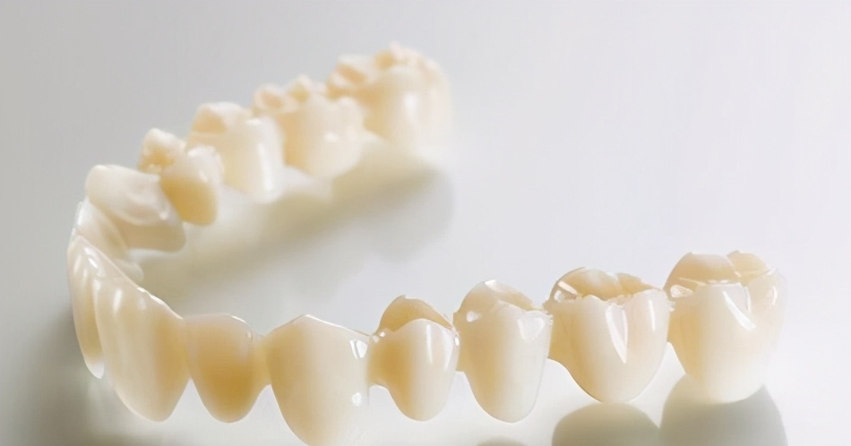 二氧化锆烤瓷牙进口和国产区别,二氧化锆烤瓷门牙缺点