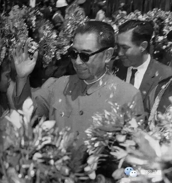 周恩来诞辰121周年:愿相会于中华腾飞世界时