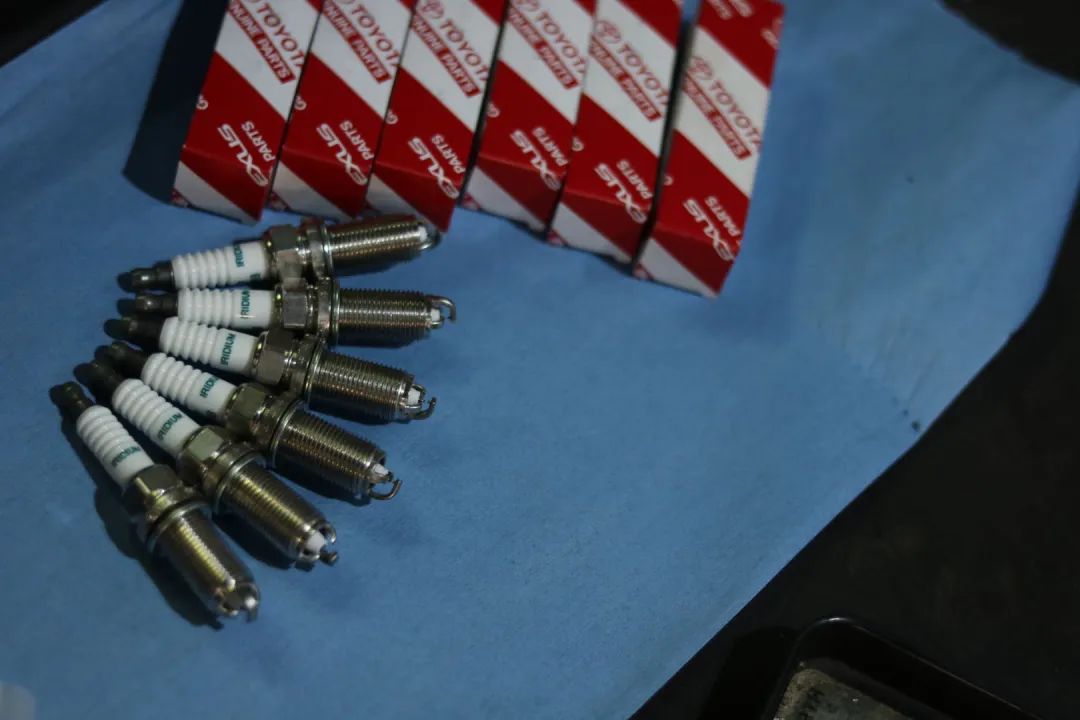 老塞纳翻新修复,二手塞纳全车翻新整备