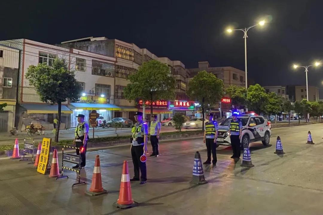 警方大清查一夜抓获20多人,汕头潮南统一清查行动