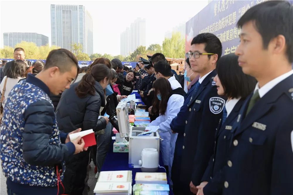 江西公安打击假货,江西集中销毁160多吨假冒伪劣商品