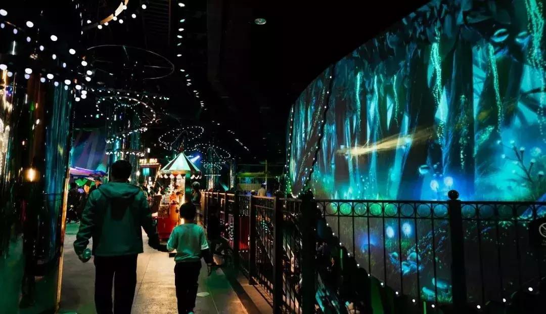 沉浸式乐园强势来袭游客“刷刷刷”不停