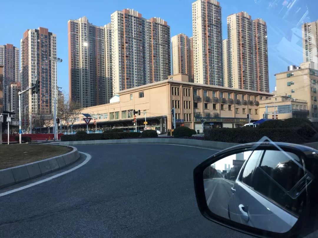 武汉24岁女孩抗肺炎经历,武汉女孩生病