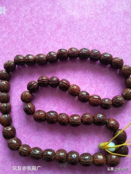 奶奶盘了30年的菩提手串,盘了40年菩提根手串
