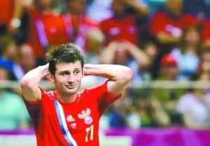 欧洲杯历届冠军1996,2012欧洲杯金球王