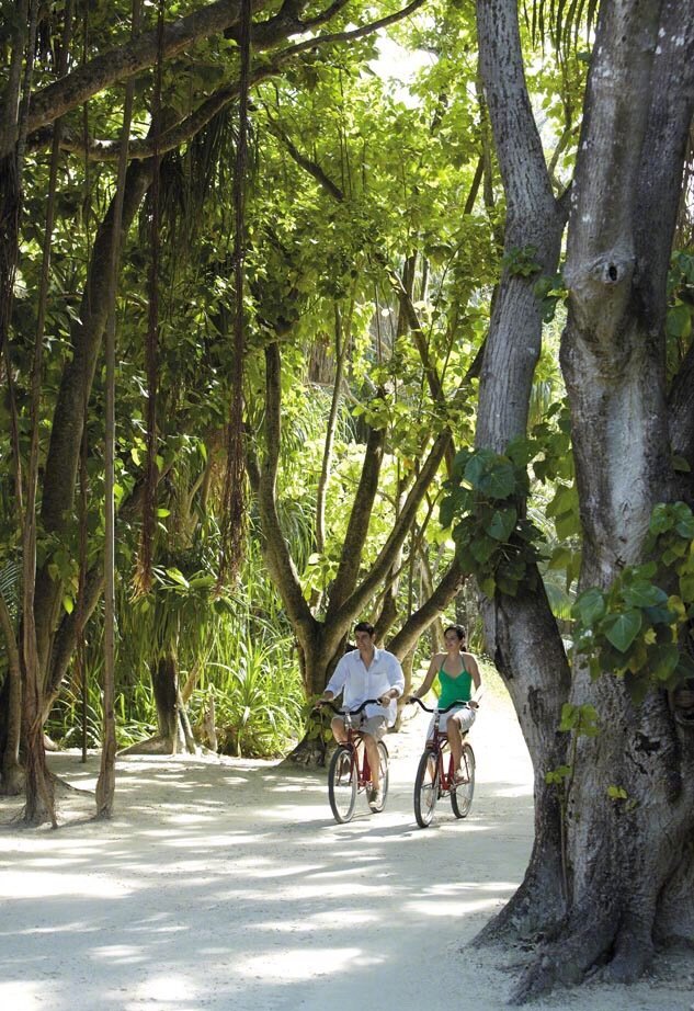 马尔代夫唯一岛屿是什么,马尔代夫最大的岛屿面积多少