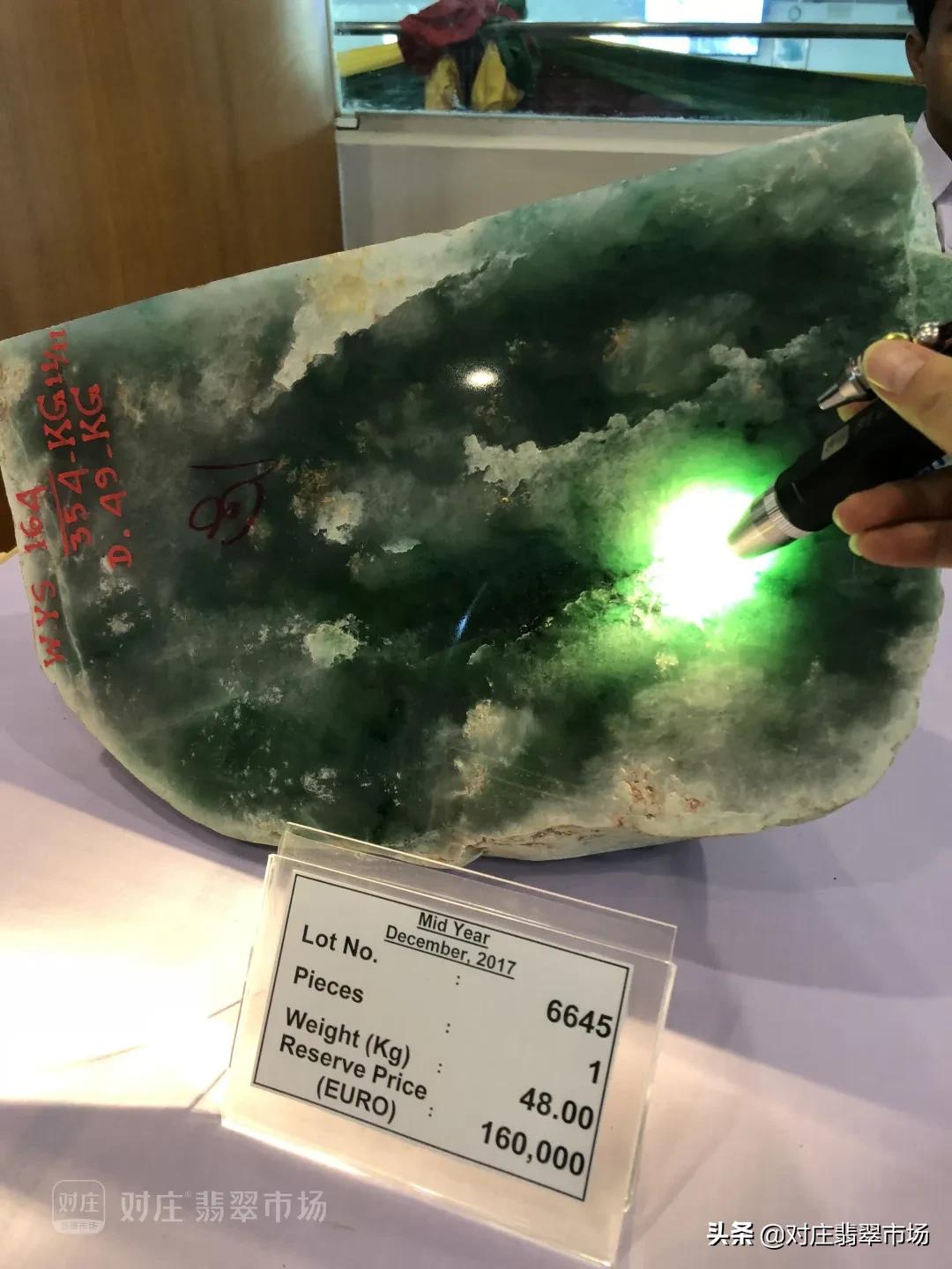 宁买翡翠一线绿不买一片绿,原石为什么这么难买