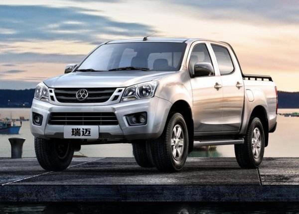 柴油四驱手动域虎和瑞迈咋选,江铃域虎3和五十铃瑞迈哪个好