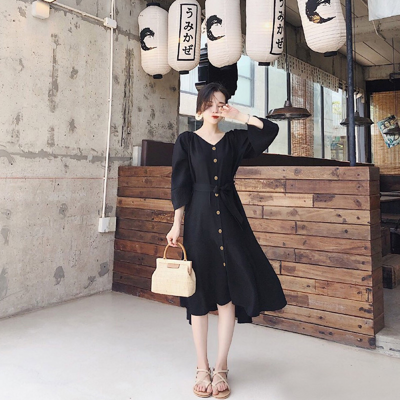 魅力网红连衣裙,显知性优雅,打造夏日迷人“砍男装”