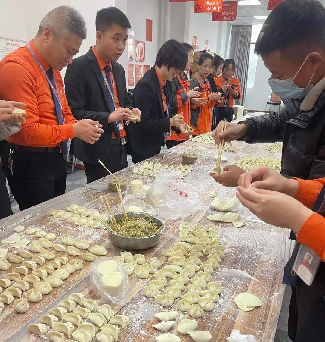 周租单冠军武旭亮1天租赁3套只有坚持才会有收获