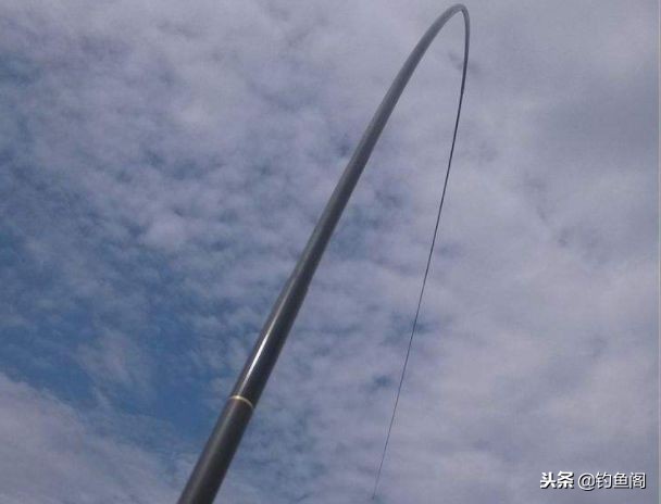 钓鱼该选什么品牌鱼竿最好,钓鱼买什么牌子鱼竿比较好