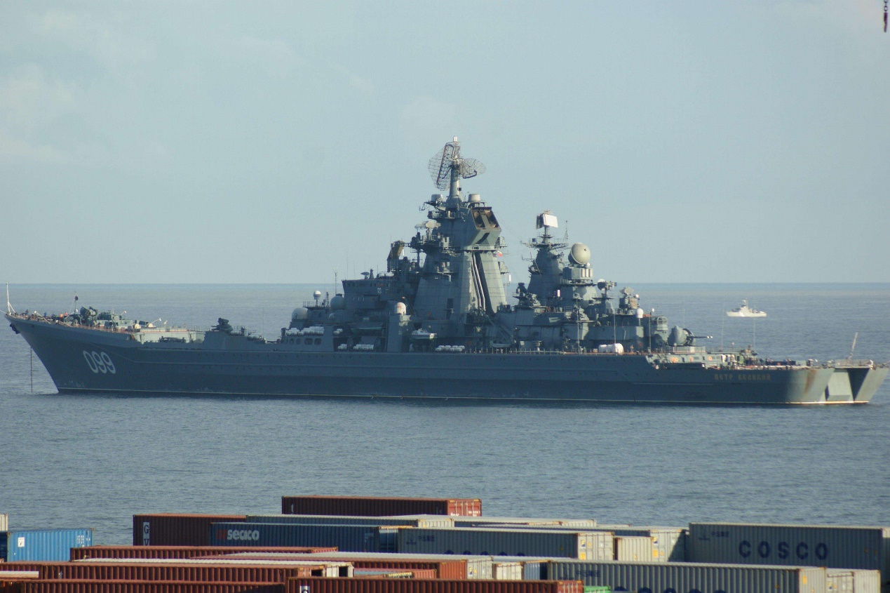 伏龙芝号核动力巡洋舰最大排水量,核动力巡洋舰排水量