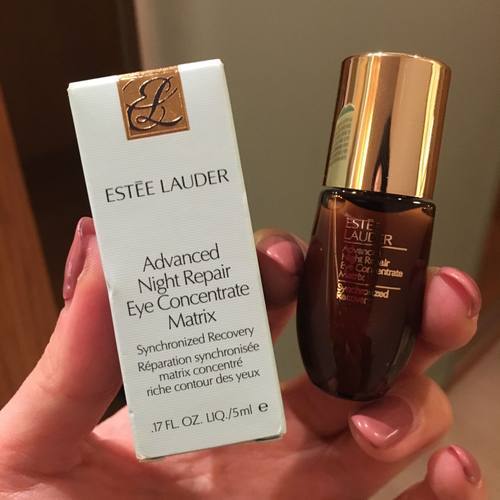 熊猫眼黑眼圈抗氧化眼霜推荐,熬夜的第10天