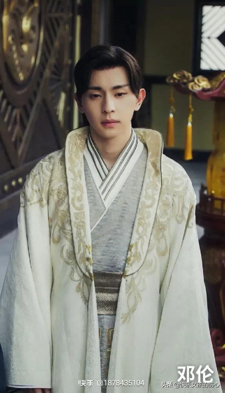 形容古代男子帅气有魅力的句子,描写古代男子气质优雅的句子