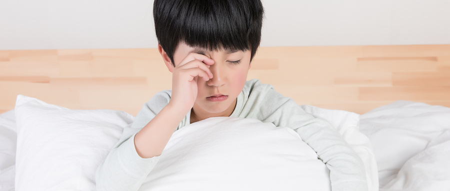 6岁孩子视力从1.0下降到0.8严重吗,四岁孩子右眼视力0.6怎么矫正