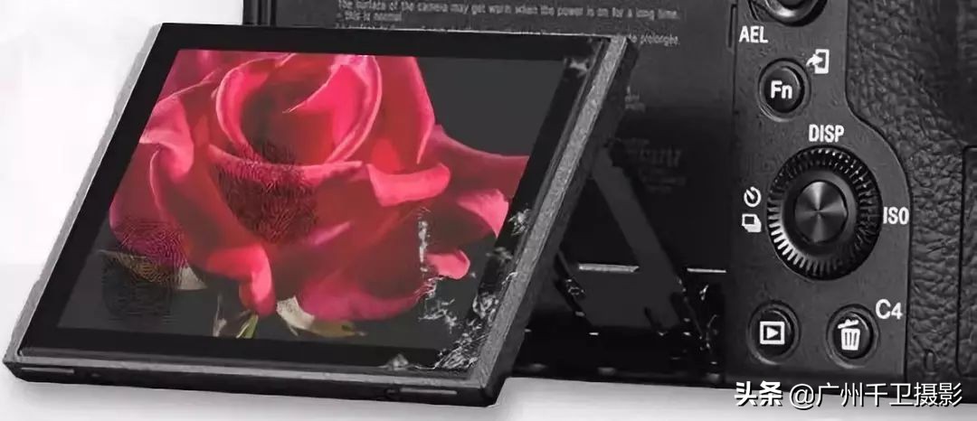 厉害了！给相机贴个膜，没想到整出一套高级装备