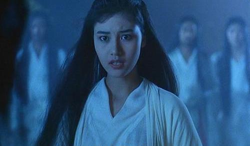 46岁李嘉欣晒自拍送祝福,李嘉欣深夜晒自拍