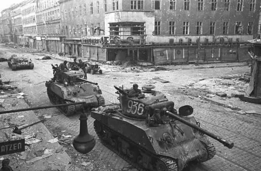 谢尔曼坦克的诟病,谢尔曼轻型坦克