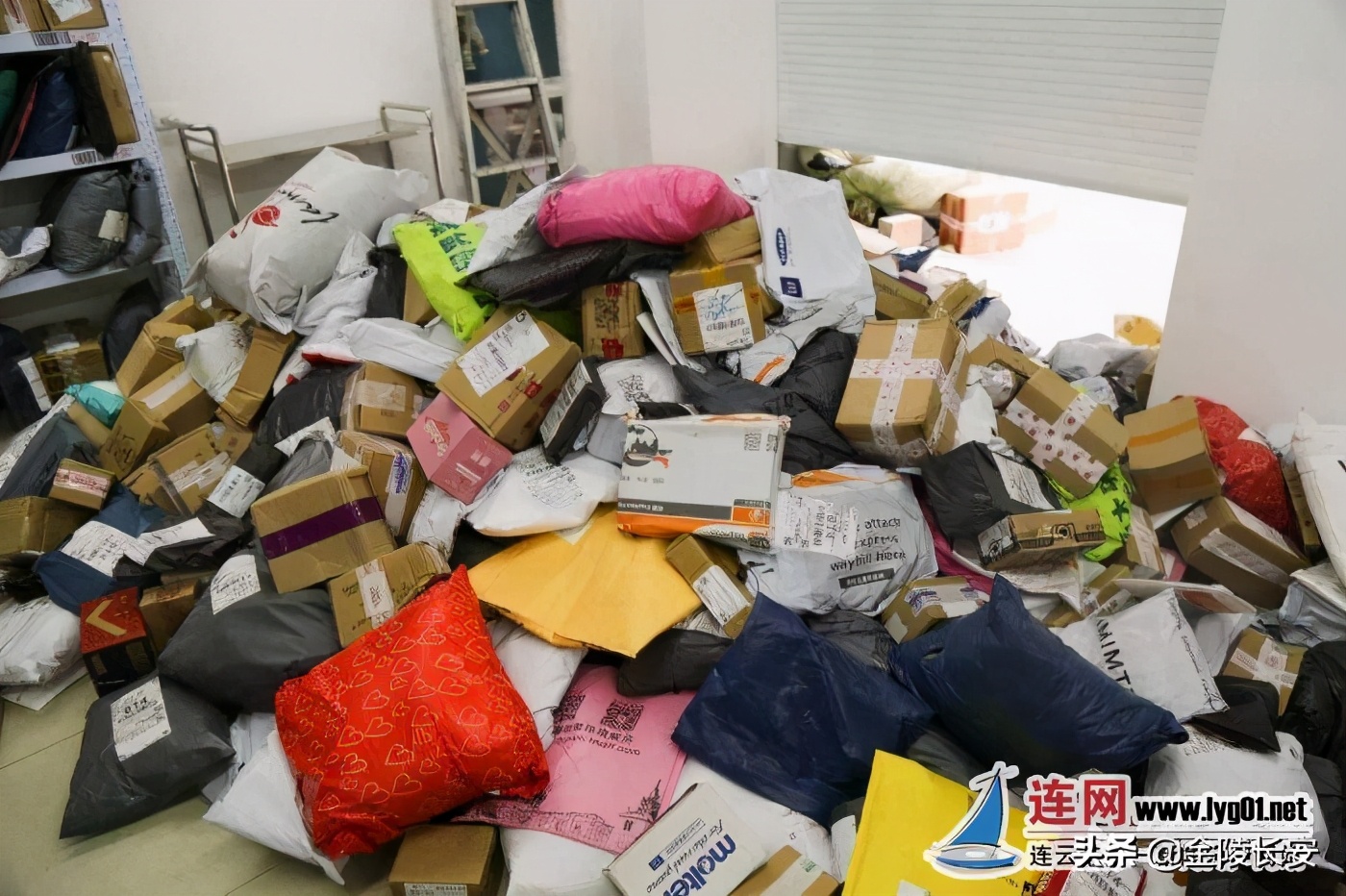 快递外包装破损丢件,快递包裹单信息泄露会怎么样