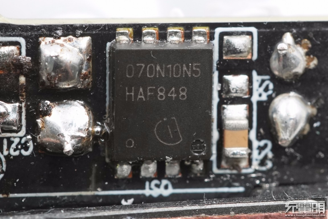 联想口红氮化镓充电器,联想氮化镓充电器对比测评