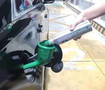 丰田皇冠陆放免费保养包括什么,2017年丰田皇冠保养归零