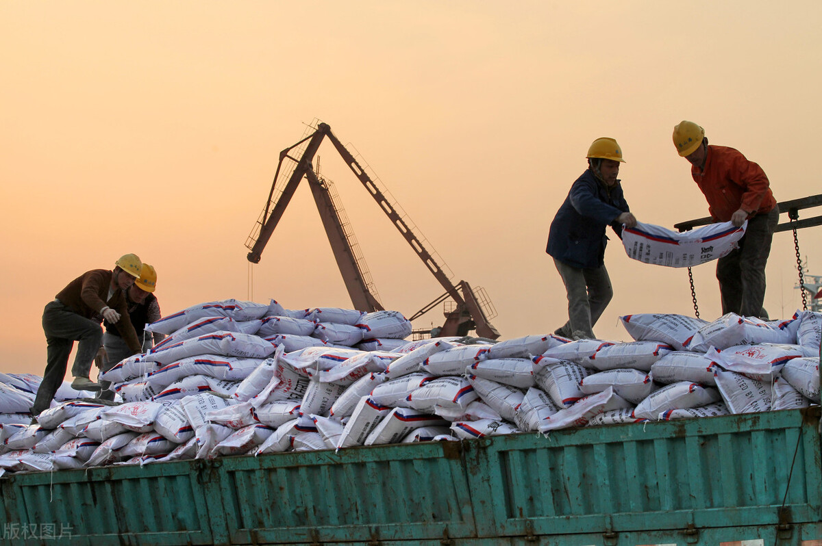 3个17的复合肥怎么检查真假,复合肥辨别真假扫二维码管用吗