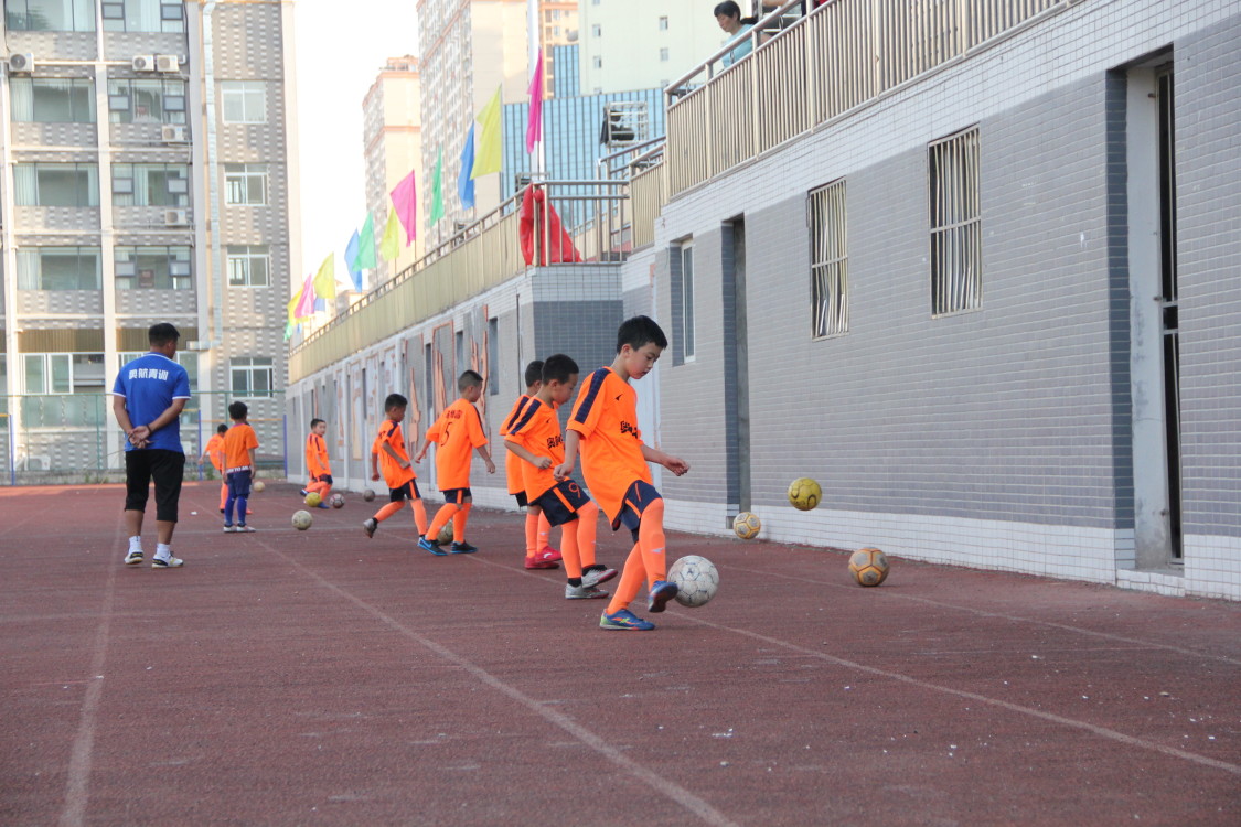 南充足球青训俱乐部,南充奥航足球俱乐部