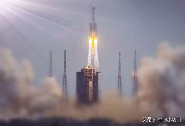 胸腔长了个小瘤子怎么办,胸腔长瘤该怎么办