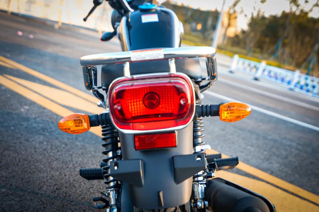 7980起铃木首款小太子悍道150静态测评:合资车*国卖**产价