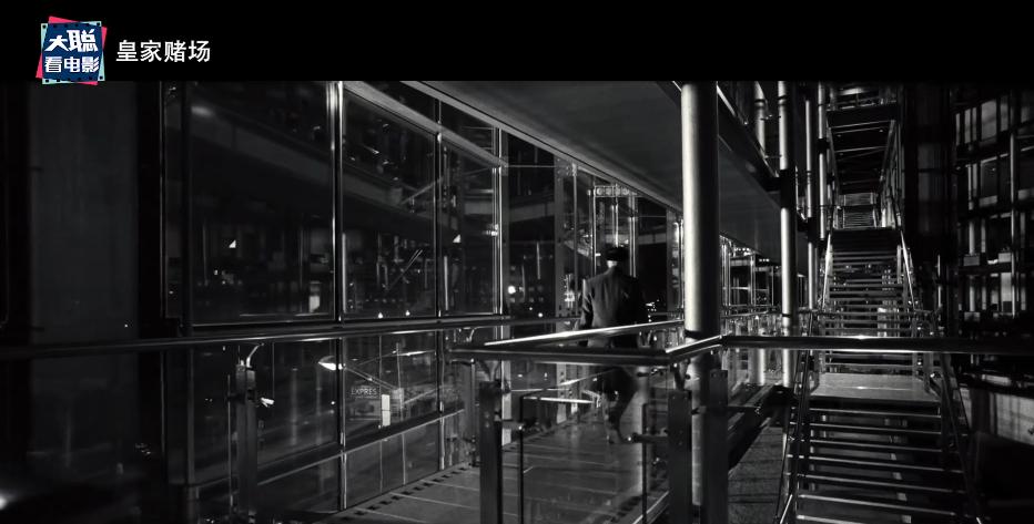 007大战皇家赌场007被上刑打哪里,007皇家赌场邦德受刑镜头分析