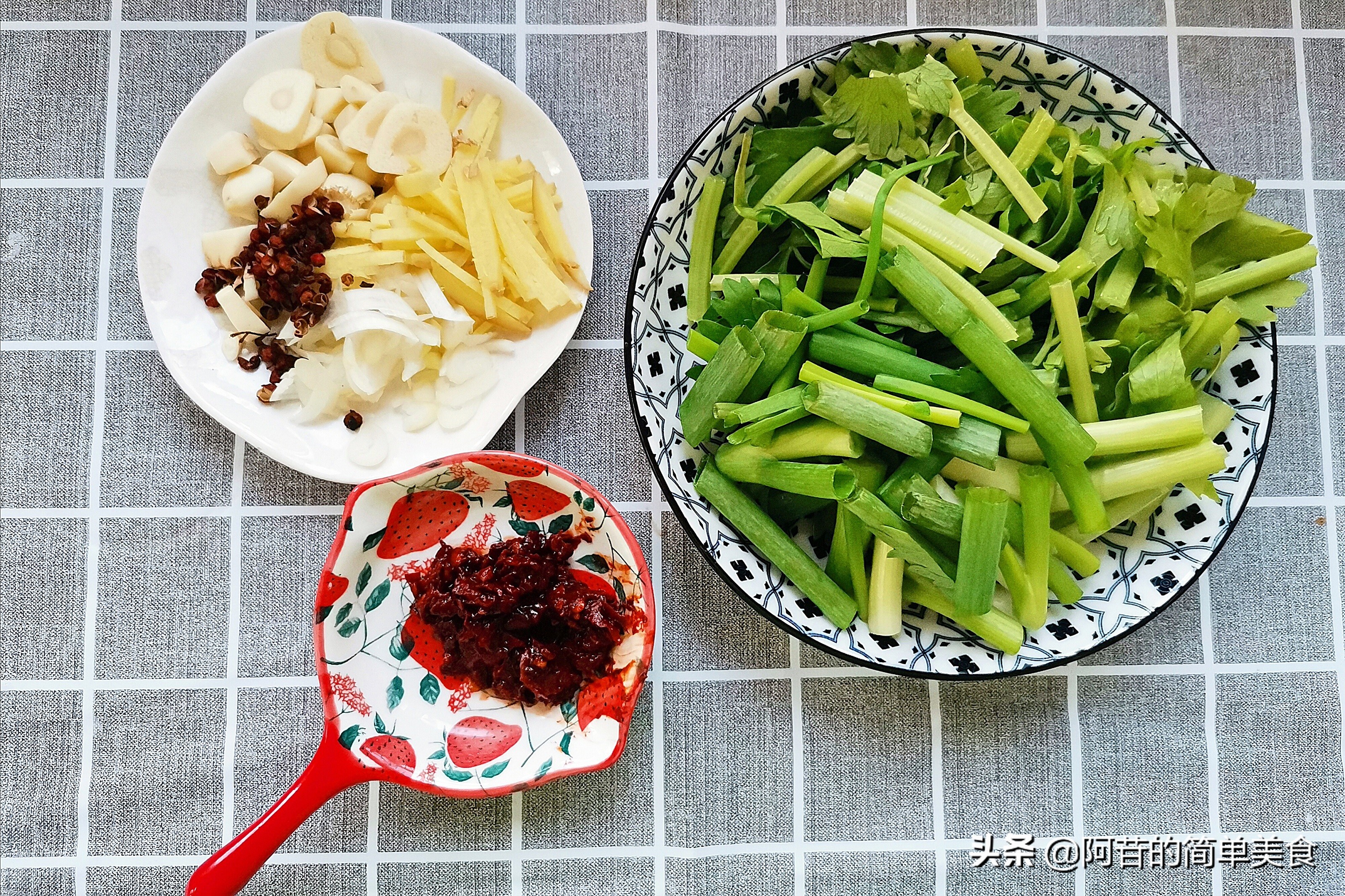 天津厨师的干烧平鱼做法,美食做法家常菜干烧平鱼