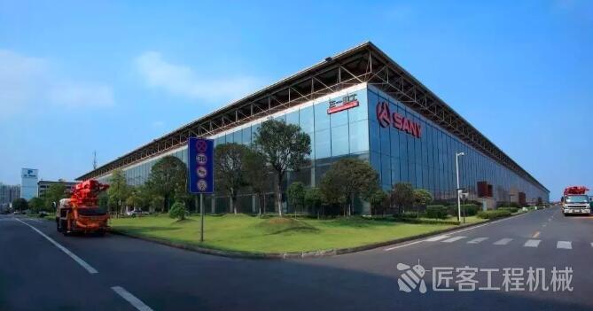 财经网：直播1小时卖爆31台压路机！三一电商玩转快手“新大陆”