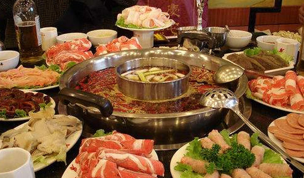 乐烤欢烫自助烤肉火锅,展鸣海鲜自助烤肉火锅