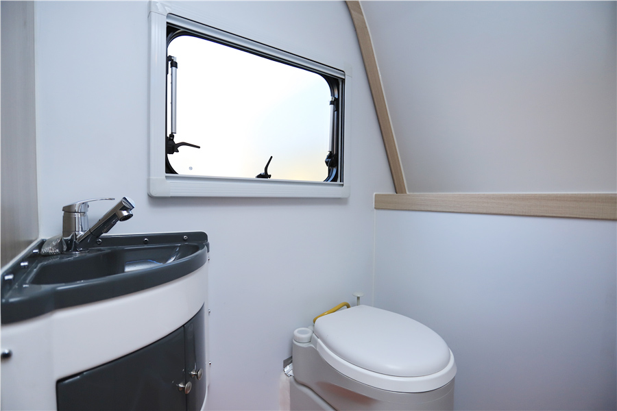 国内公认最好的三款拖挂房车价格,国产最新款可上路双轴拖挂房车