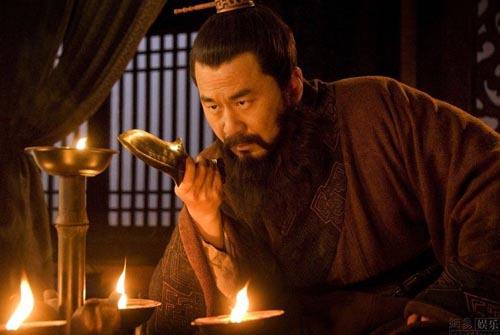 皇帝和曹操的关系,挟天子以令诸侯是谁的主意