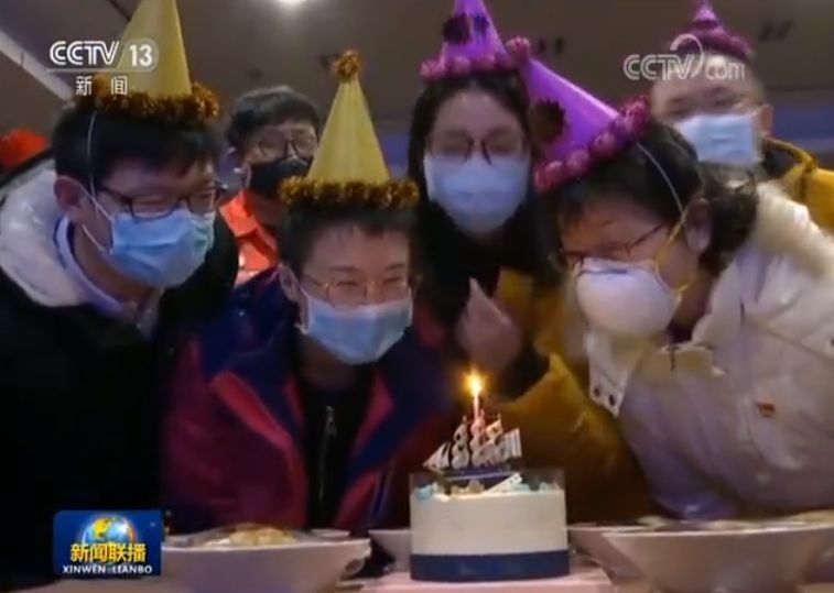 疫情中感动人的快递员,疫情国家勋章获得者