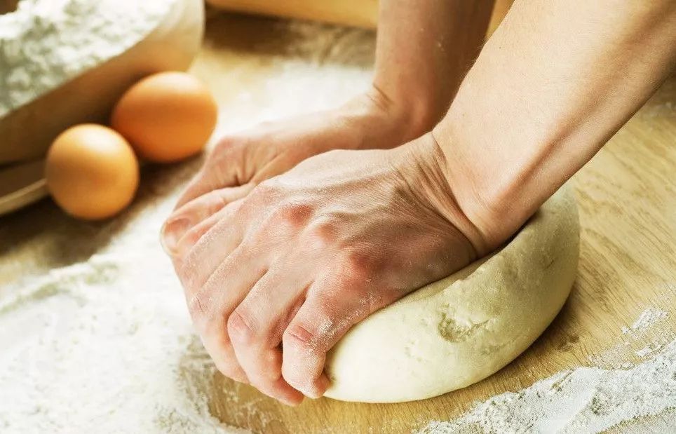 小苏打和食用碱泡打粉酵母区别,酵母泡打粉膨松剂小苏打食用碱